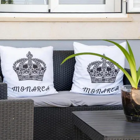 Monarca By Ici *